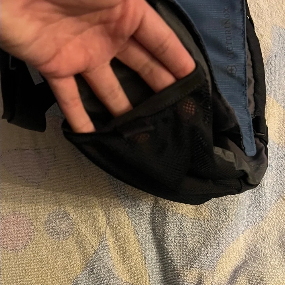 Victorinox Blue and Black Men's Messenger Bag
